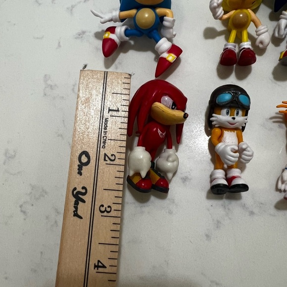 Colorful Hedgehog Character Figurine Set - Picture 16 of 16